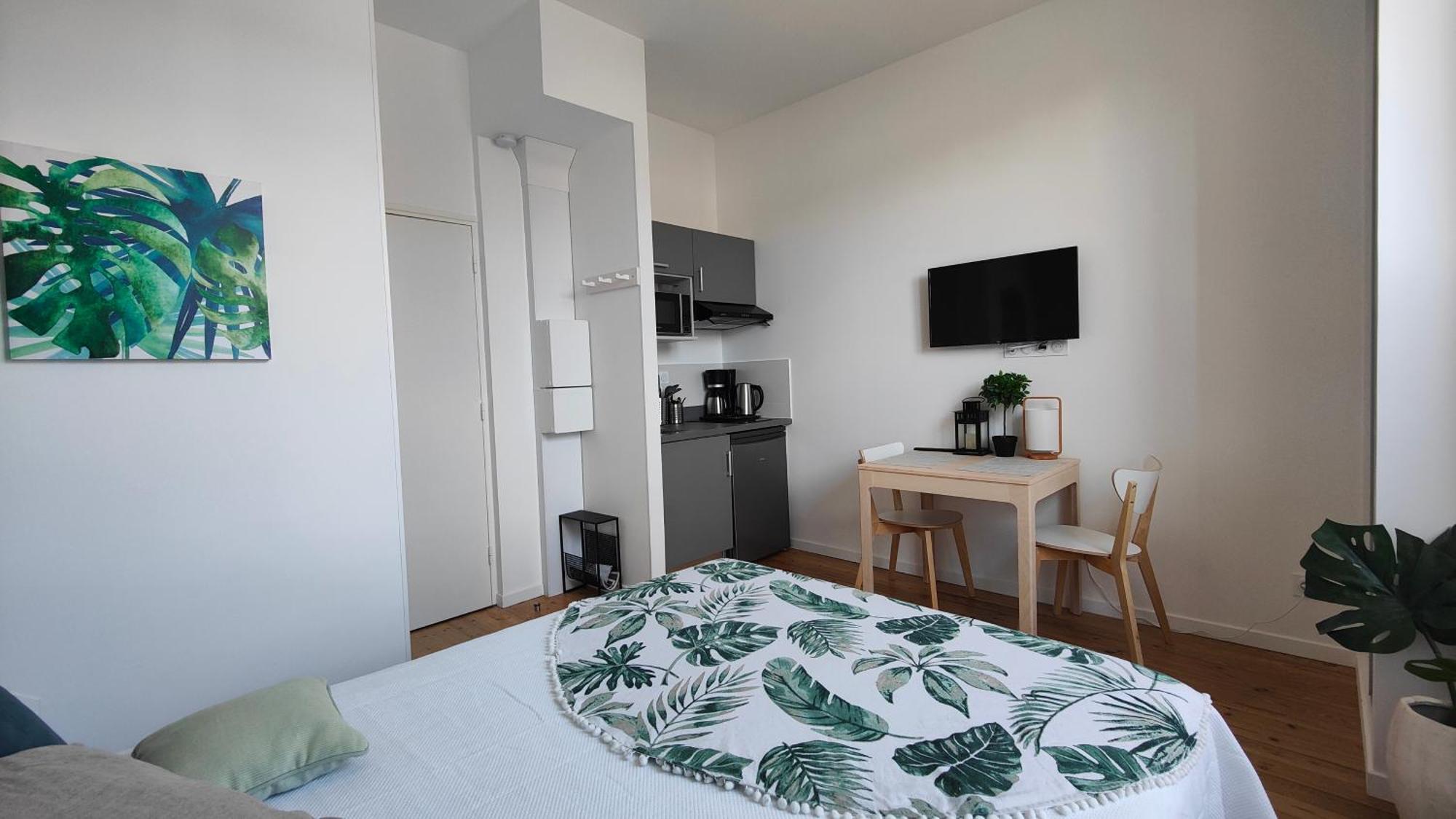 Gargantua Apartment